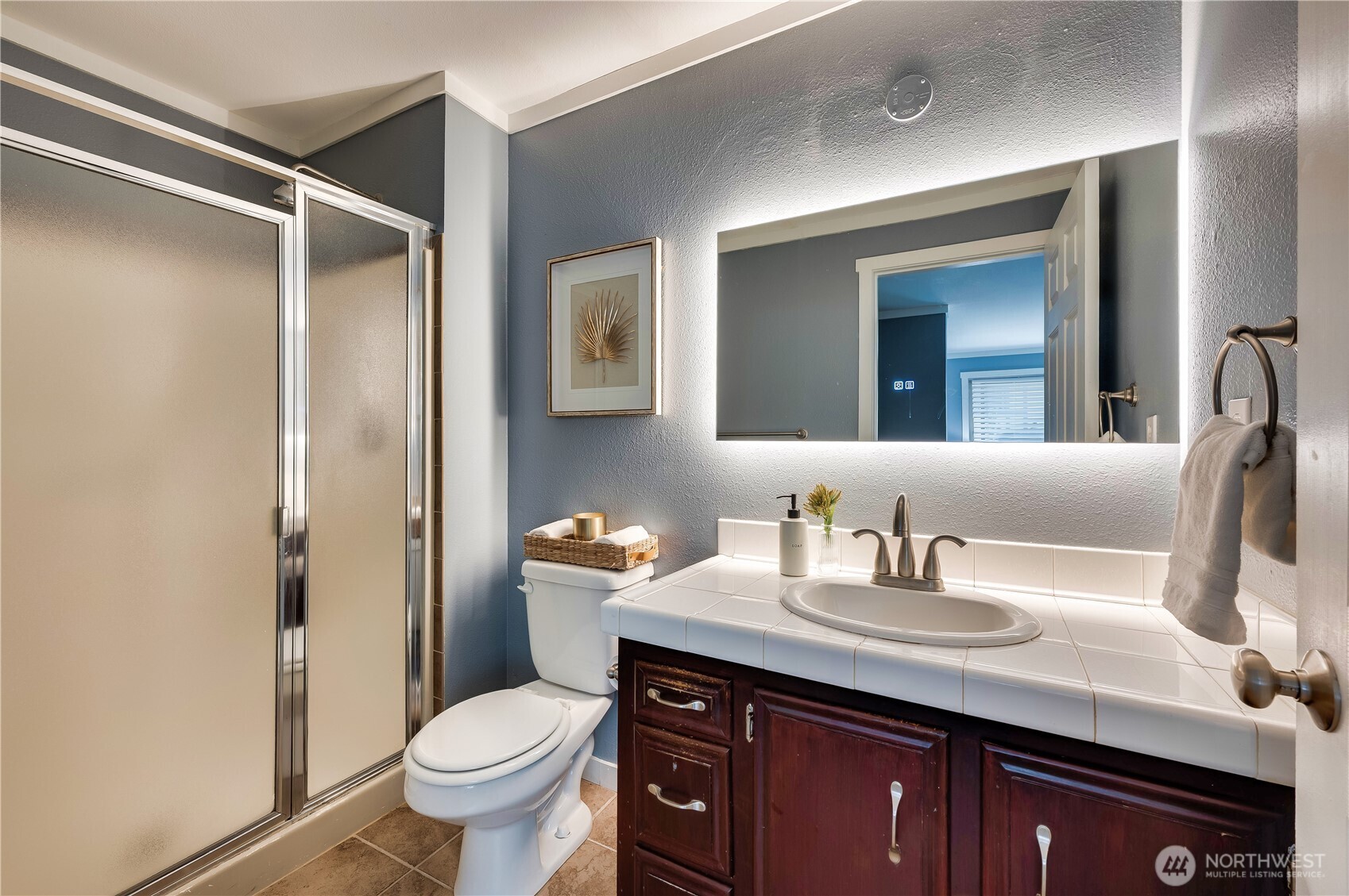 4511 Greenwood Avenue N Unit: 1