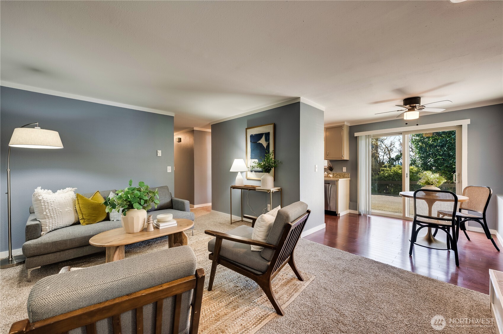 4511 Greenwood Avenue N Unit: 1