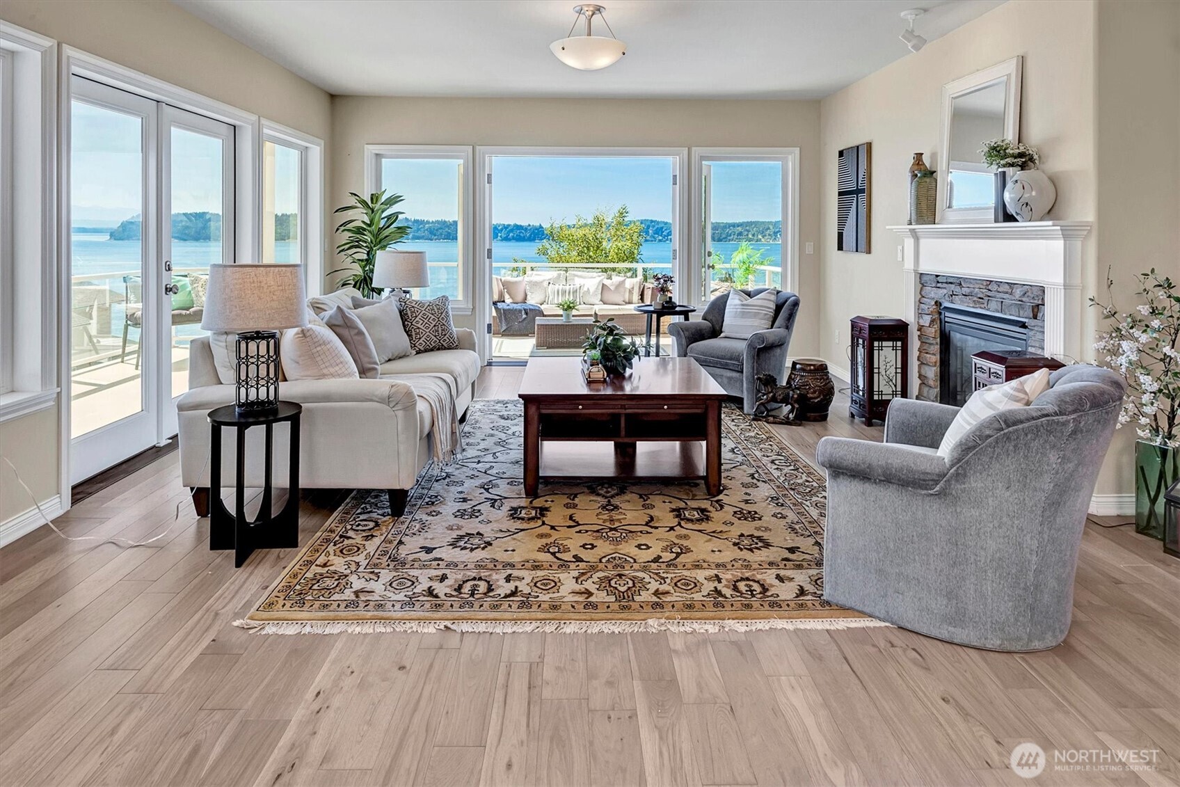 10123 Marine View Drive