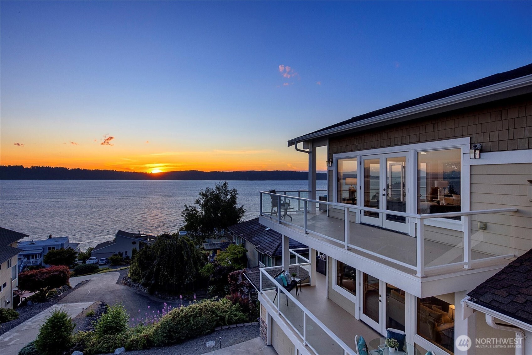 10123 Marine View Drive