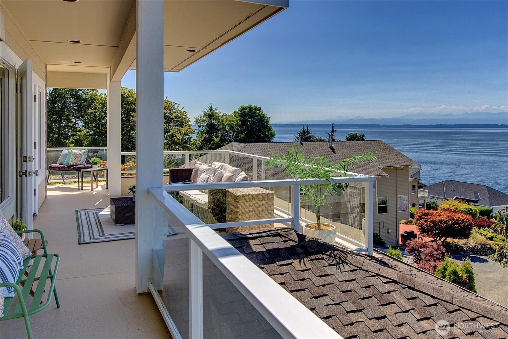 10123 Marine View Drive