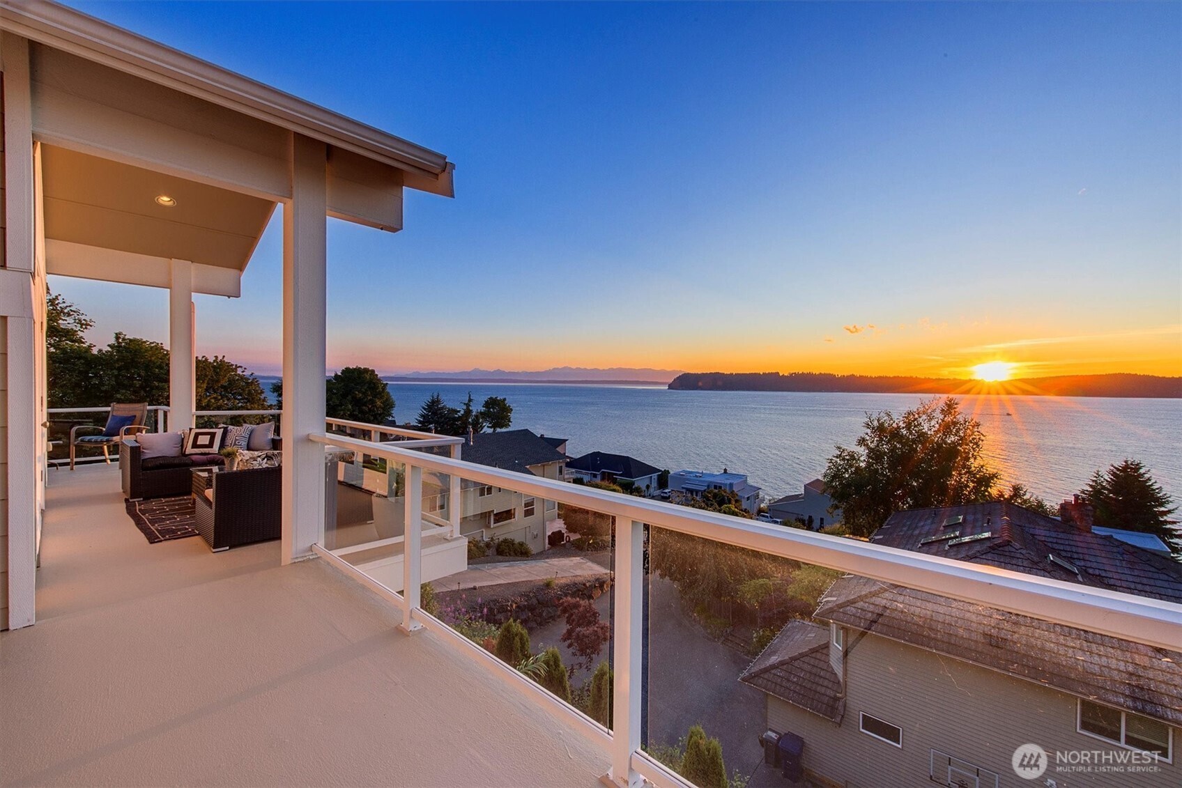10123 Marine View Drive