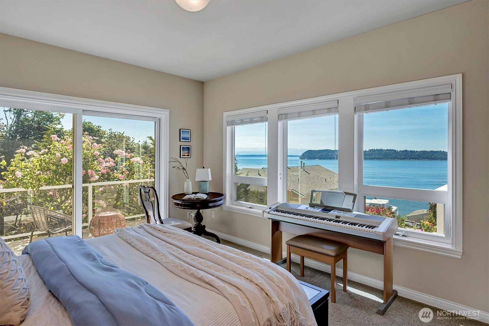 10123 Marine View Drive