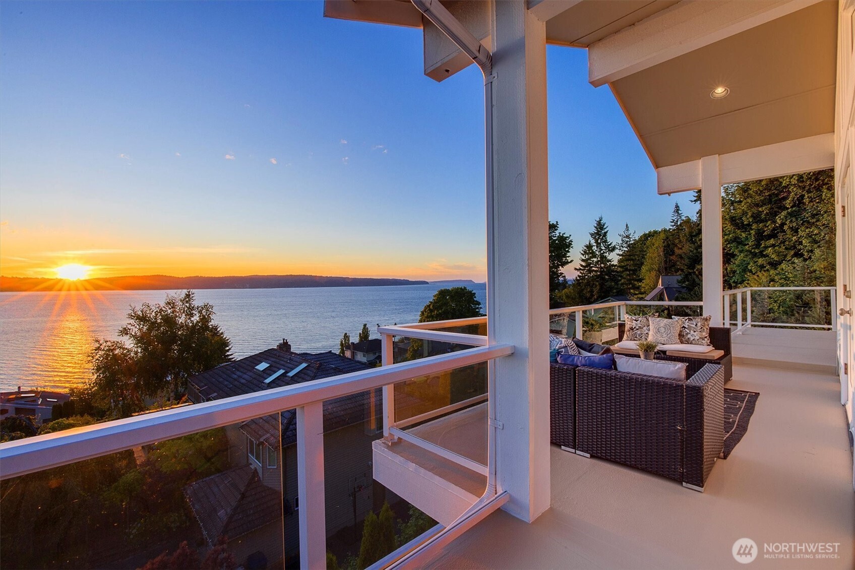 10123 Marine View Drive