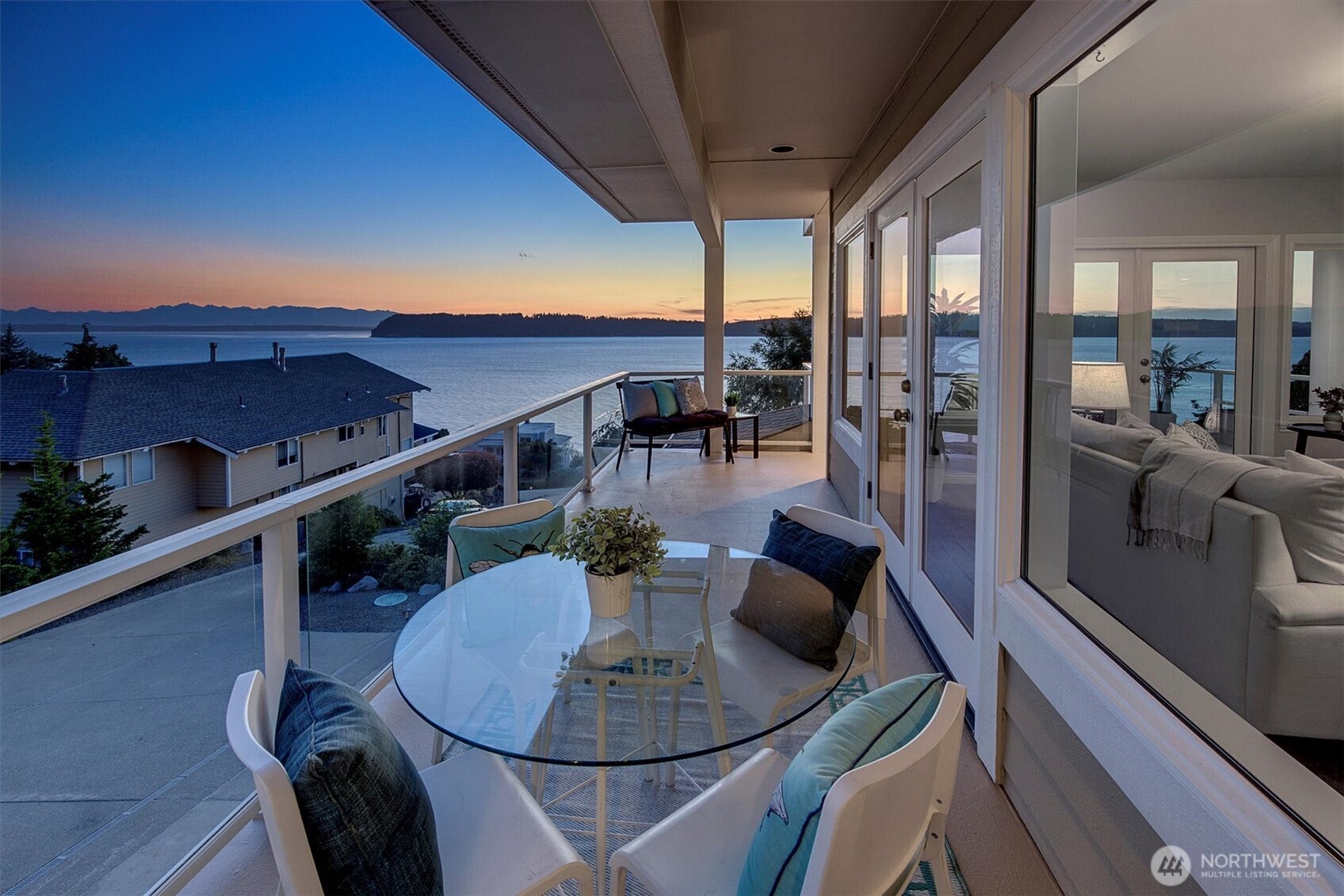 10123 Marine View Drive