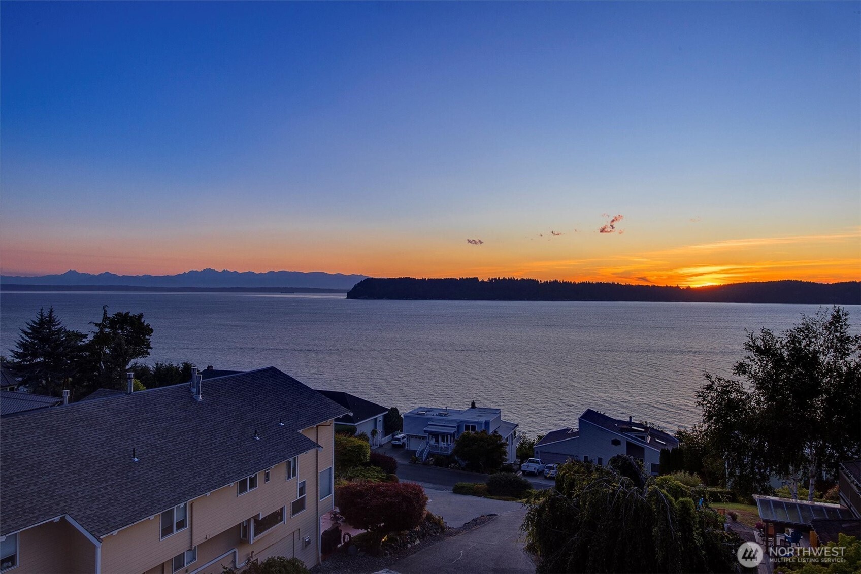 10123 Marine View Drive