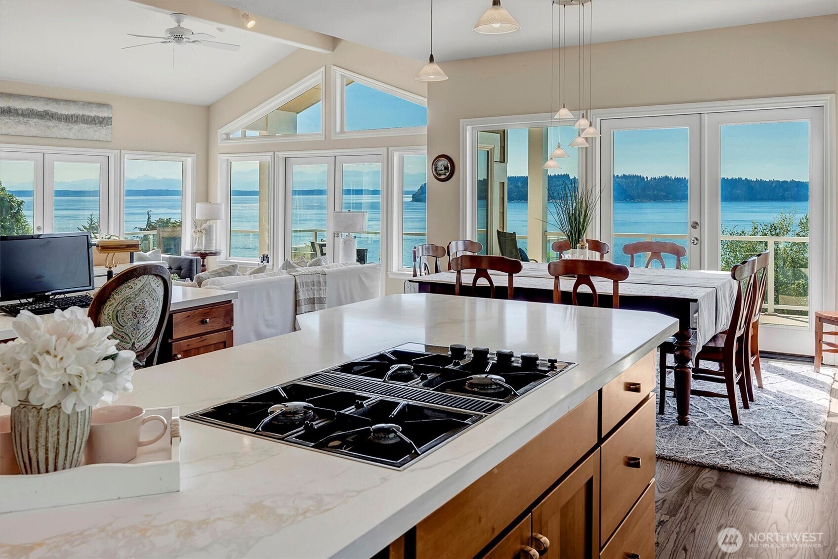 10123 Marine View Drive