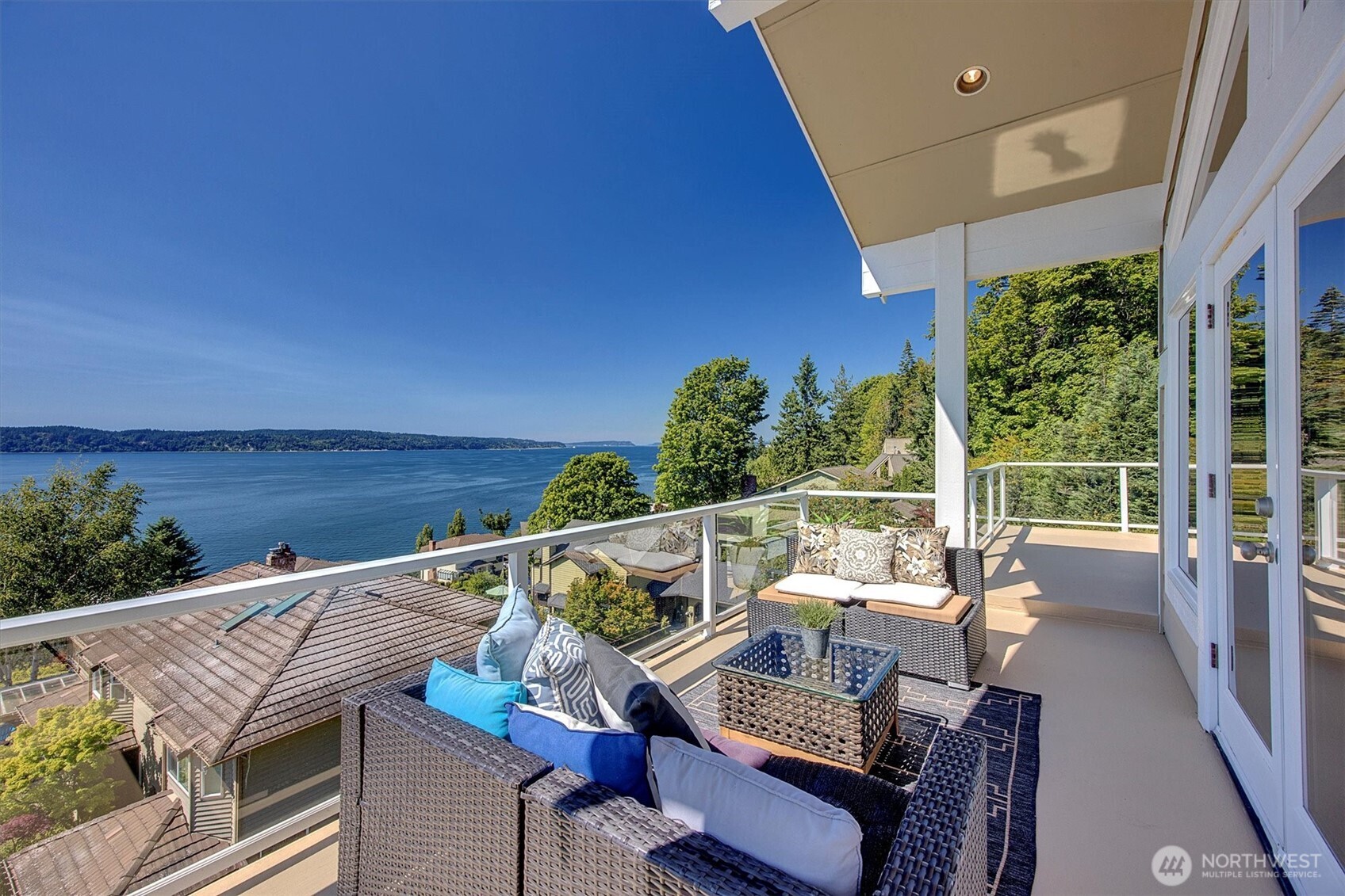 10123 Marine View Drive