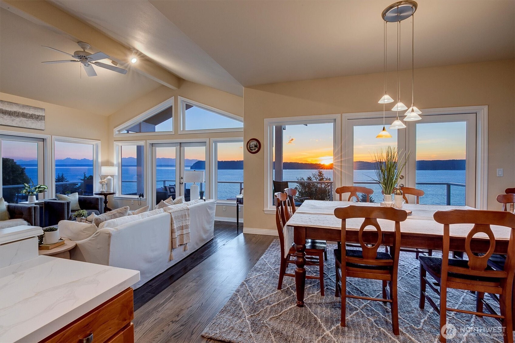 10123 Marine View Drive