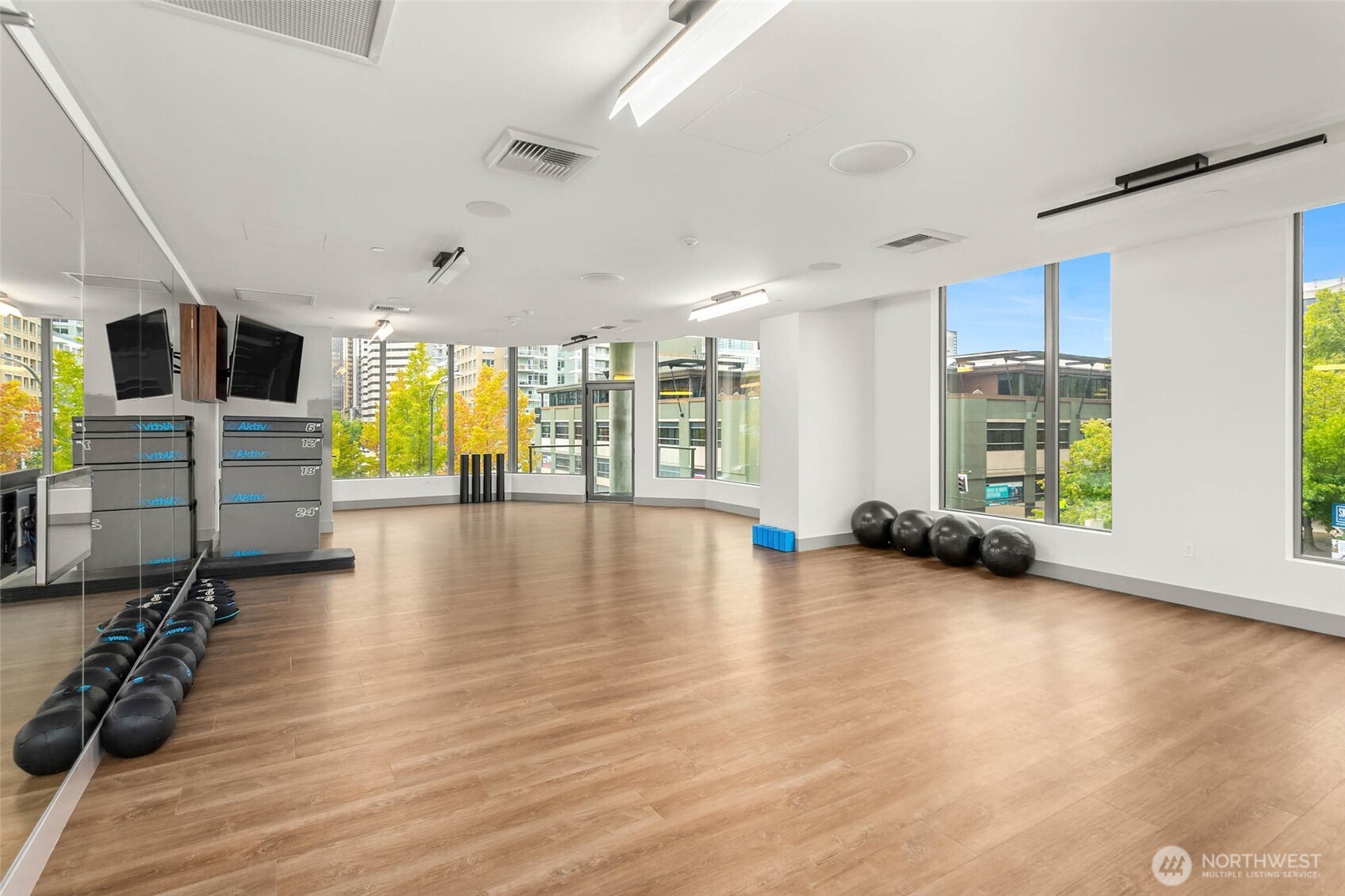 2510 6th Avenue Unit: 2108