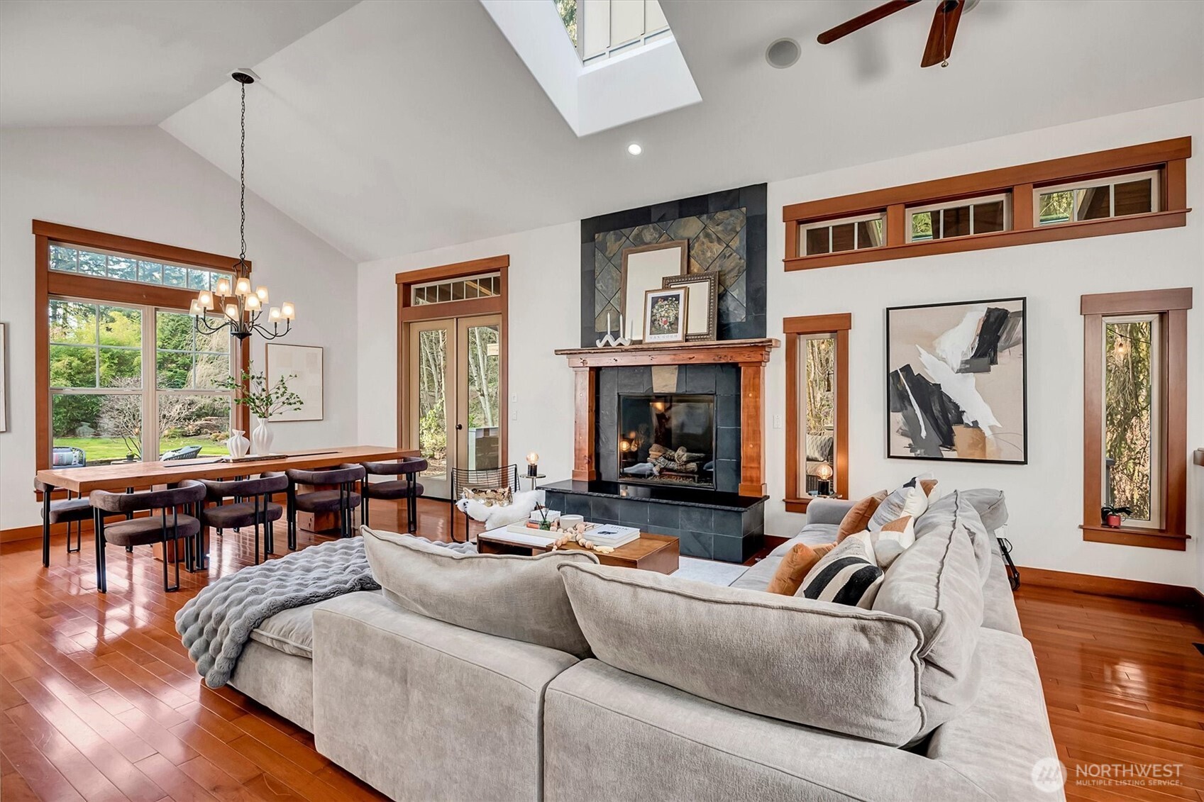 3018 Ilwaco Avenue NE