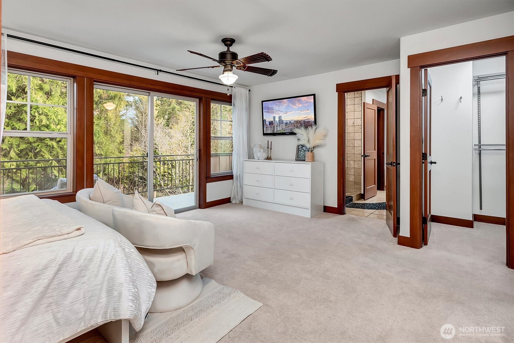 3018 Ilwaco Avenue NE