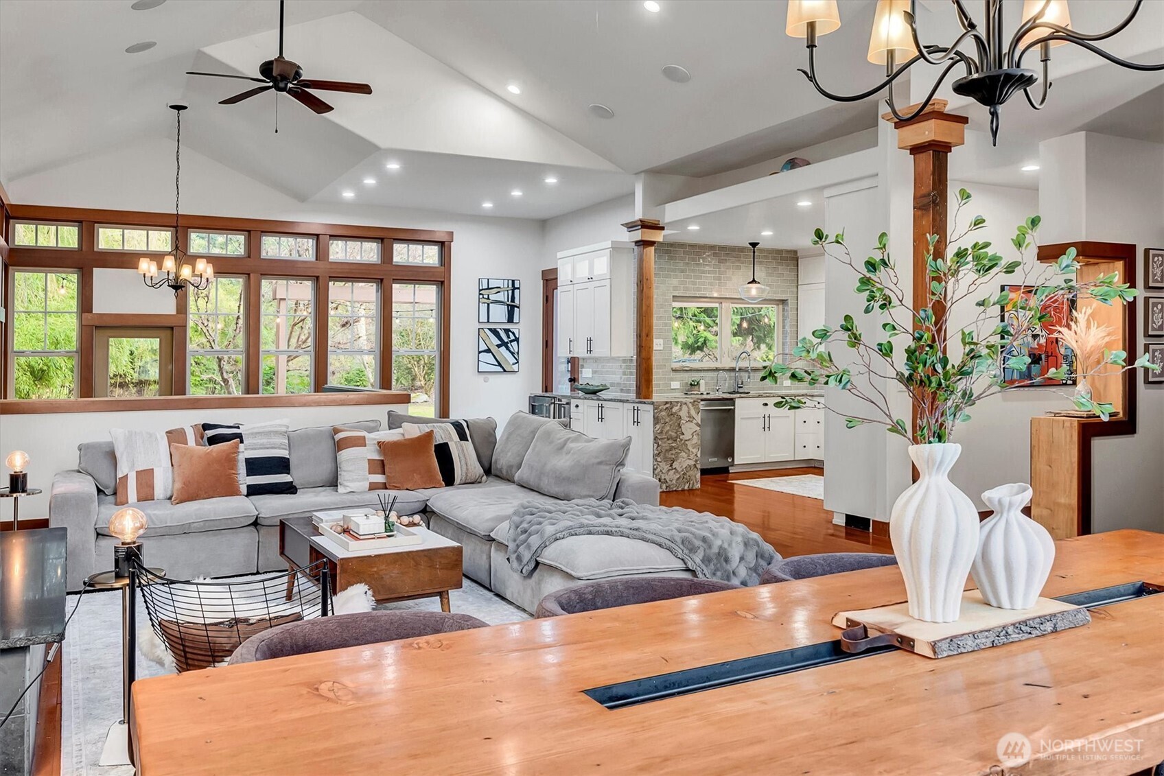 3018 Ilwaco Avenue NE