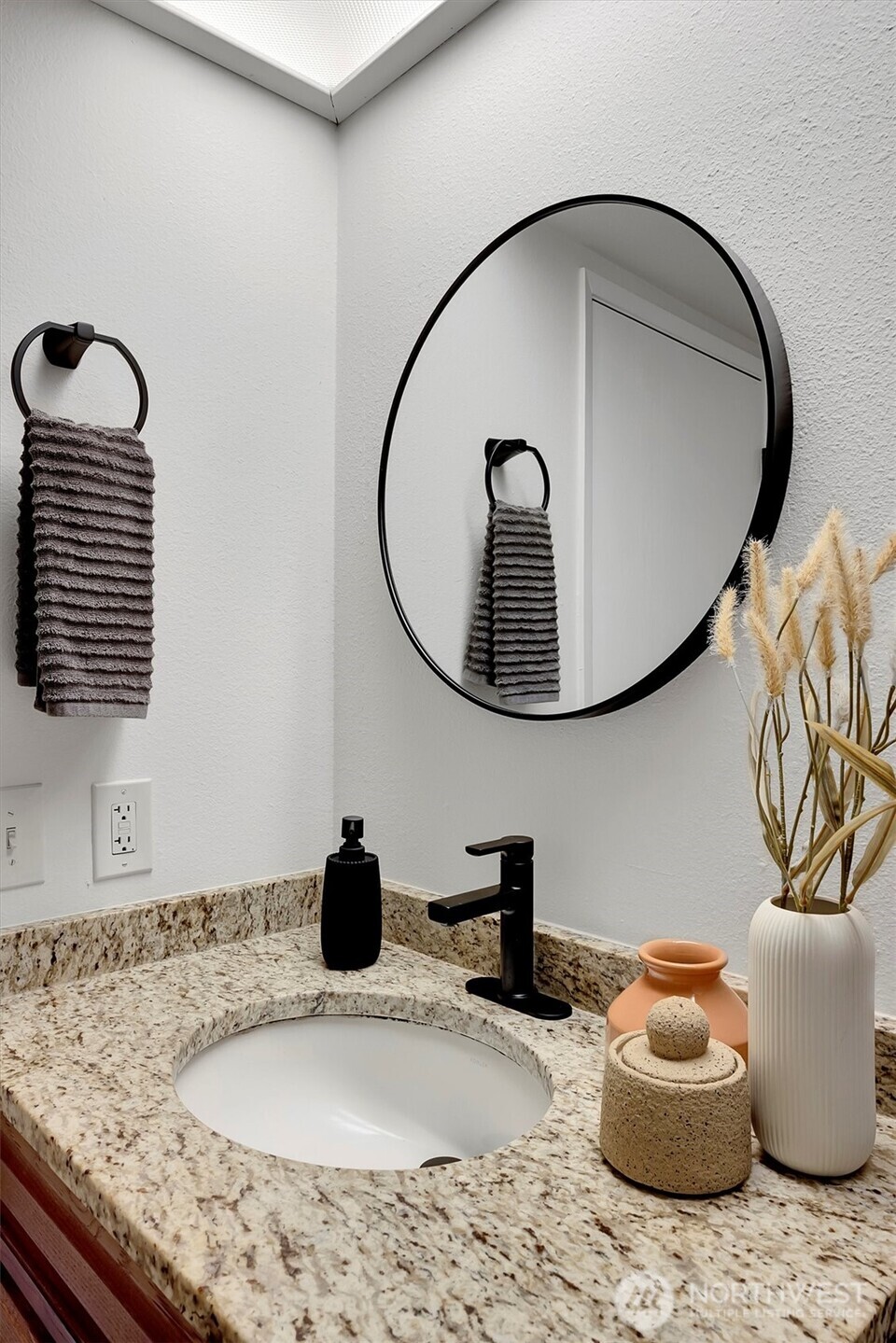 8642 164th Avenue NE Unit: B204