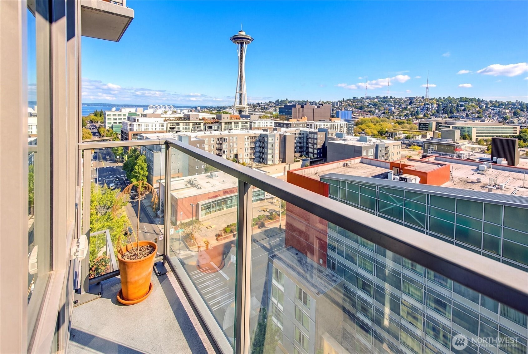 2510 6th Avenue Unit: 1210