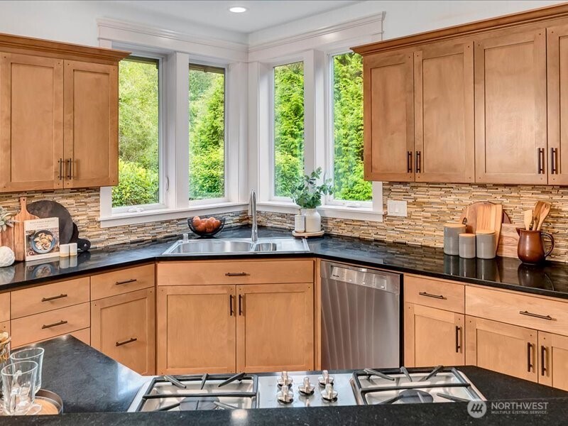 7796 Renton Issaquah Road SE