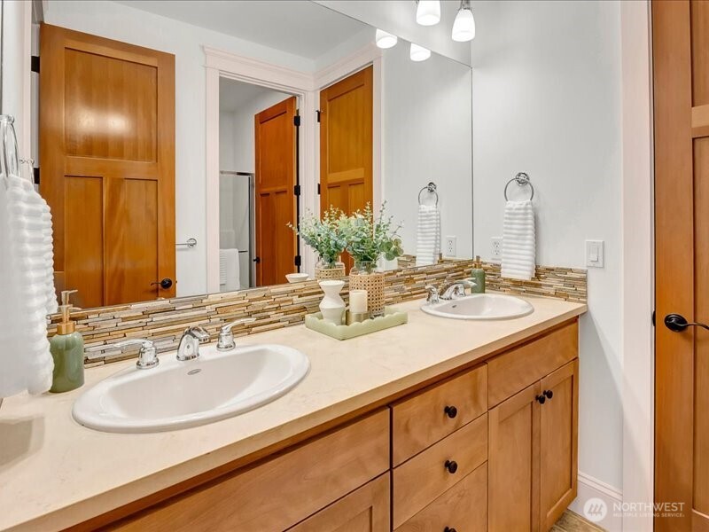 7796 Renton Issaquah Road SE