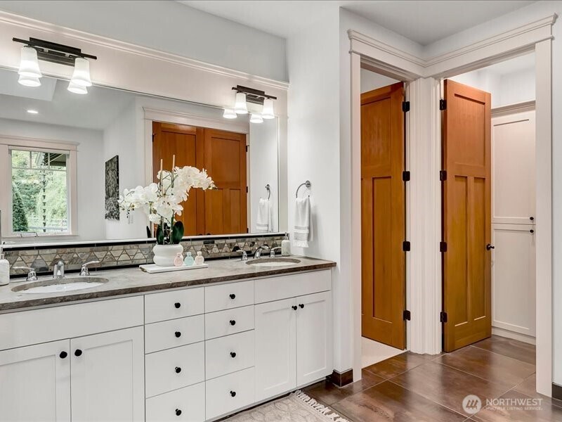7796 Renton Issaquah Road SE