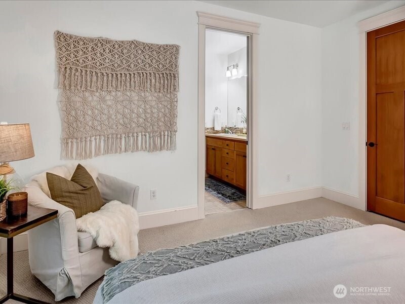 7796 Renton Issaquah Road SE