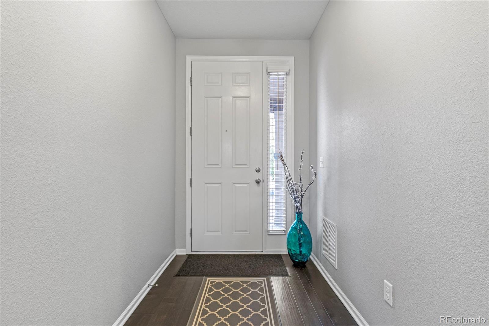 12581 Glencoe Street