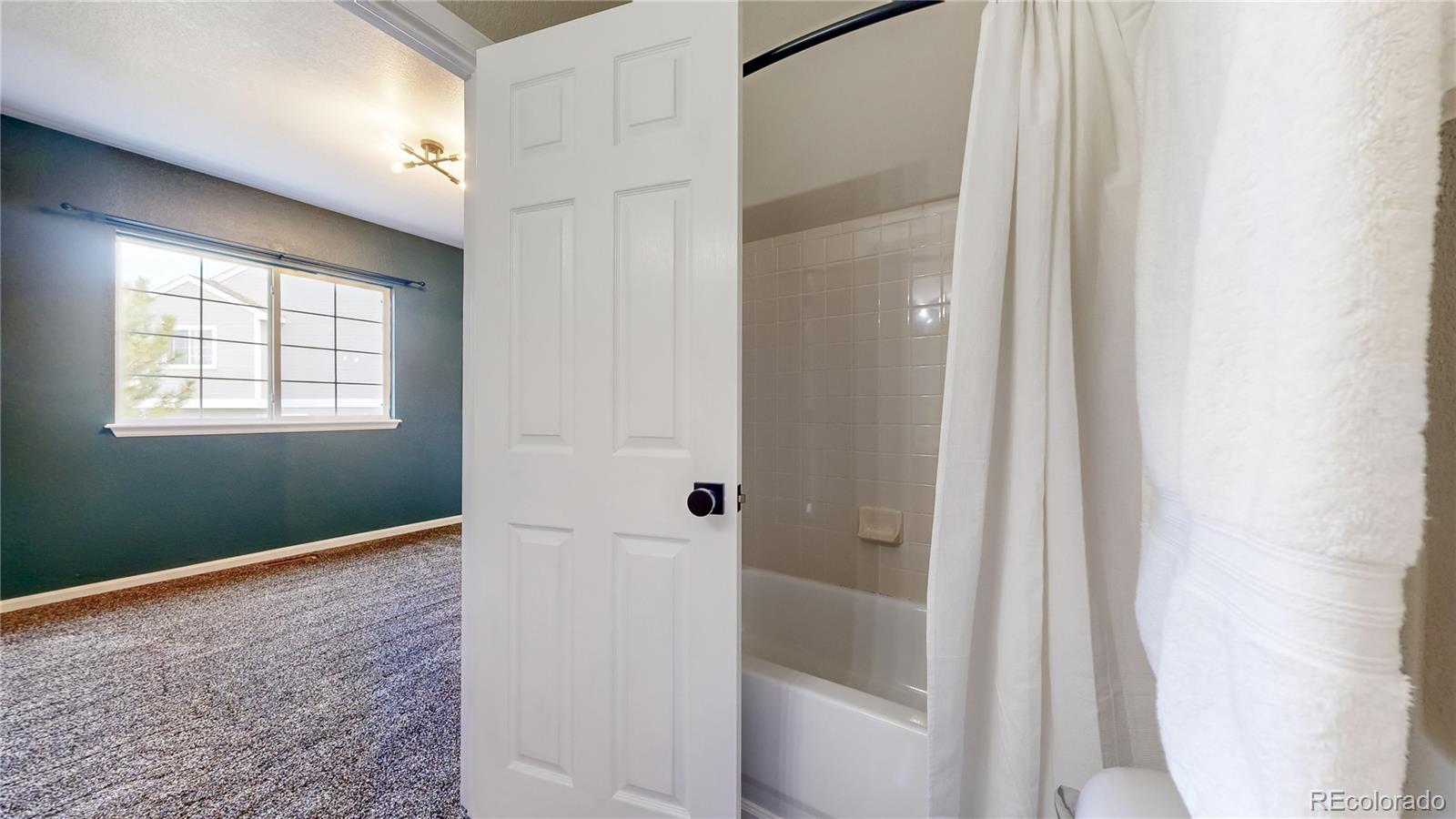 8199 Welby Road Unit: 3805