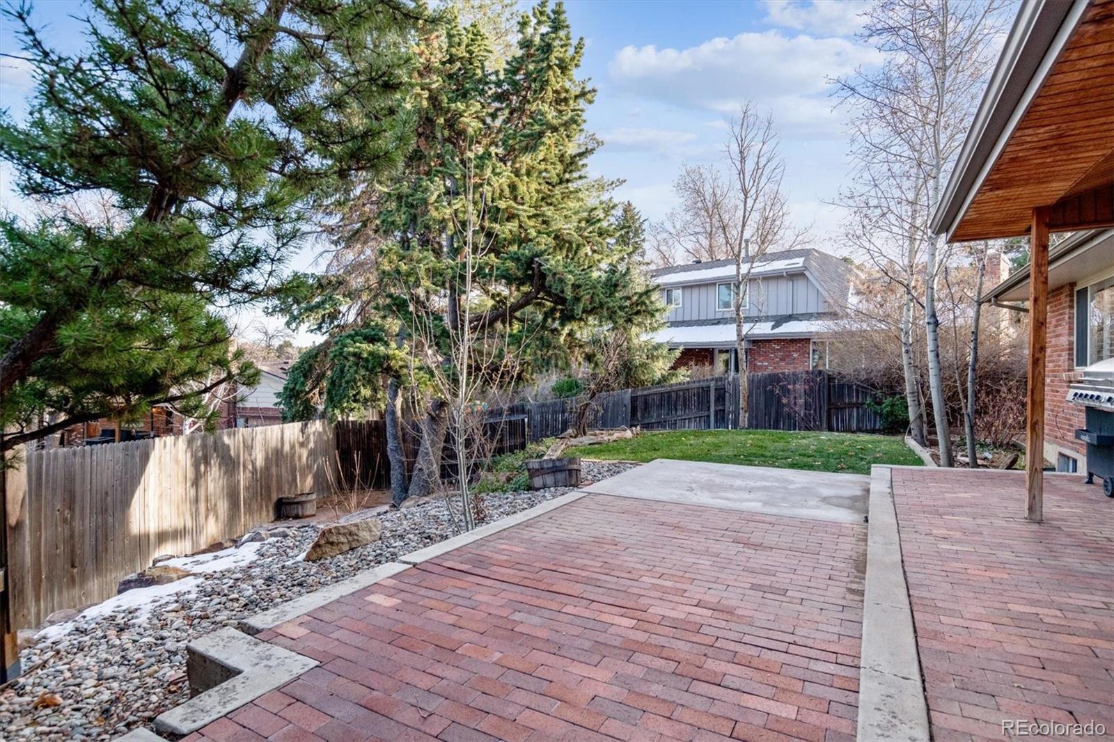 14572 W Archer Avenue