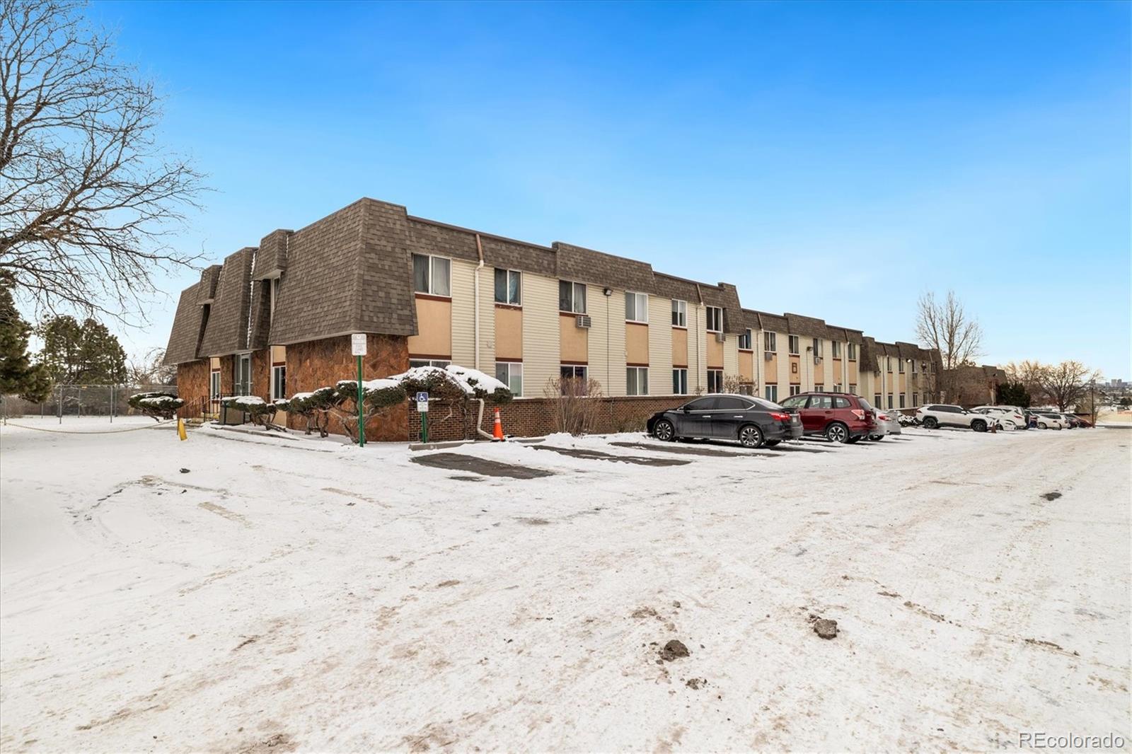 9650 Huron Street Unit: 22