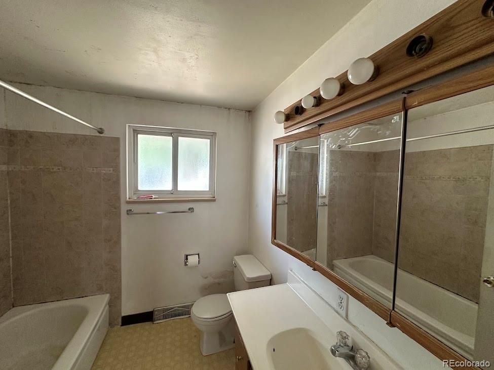 9291 Julian Way