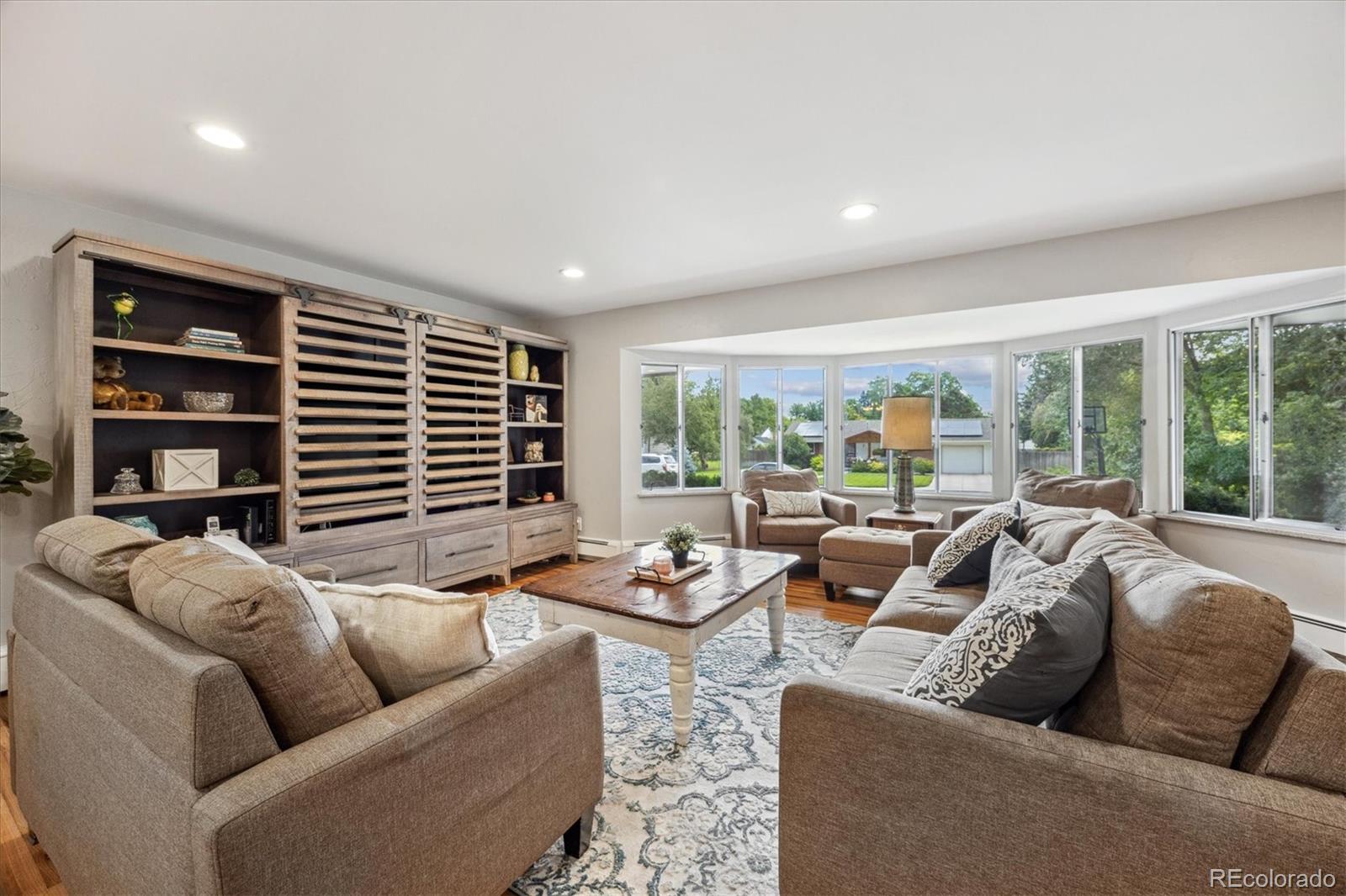 1135 Iris Street