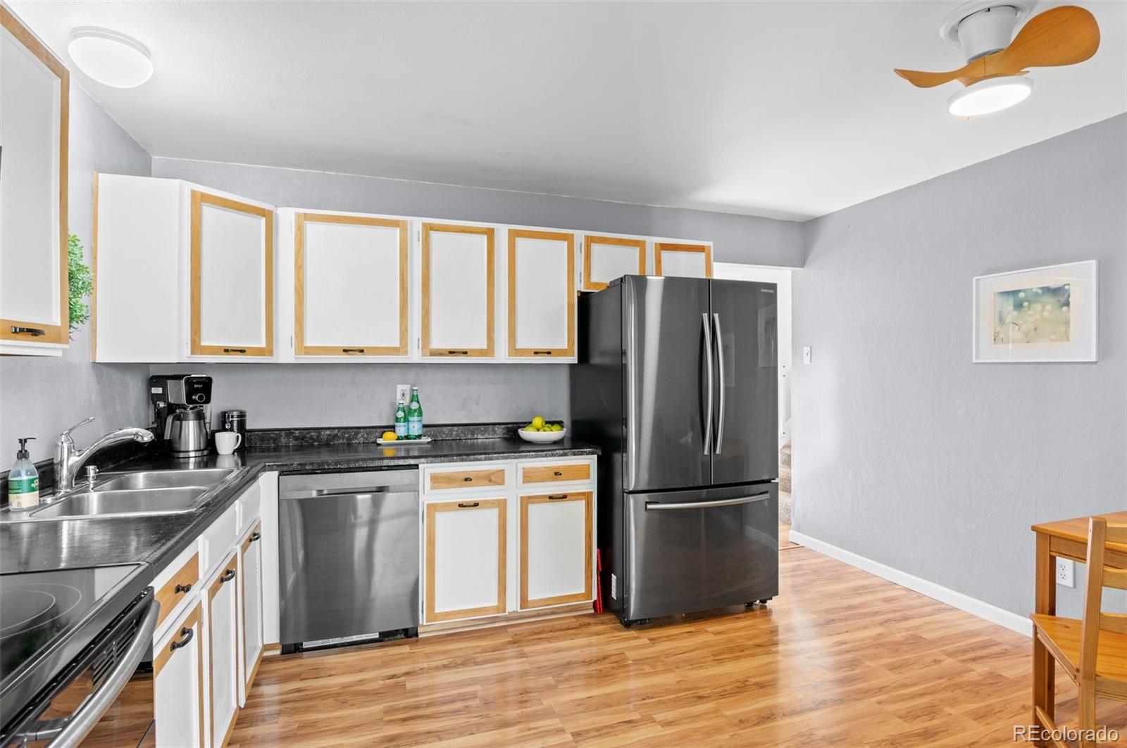 6566 S Flower Street