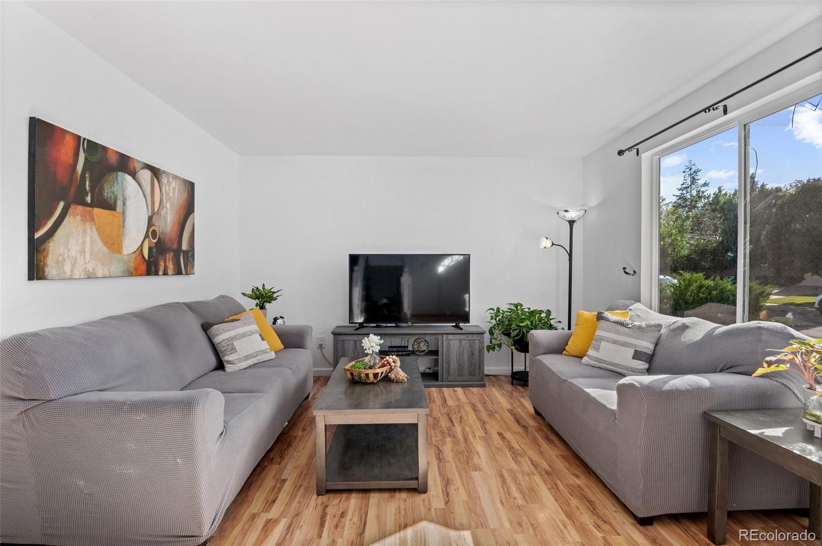 6566 S Flower Street