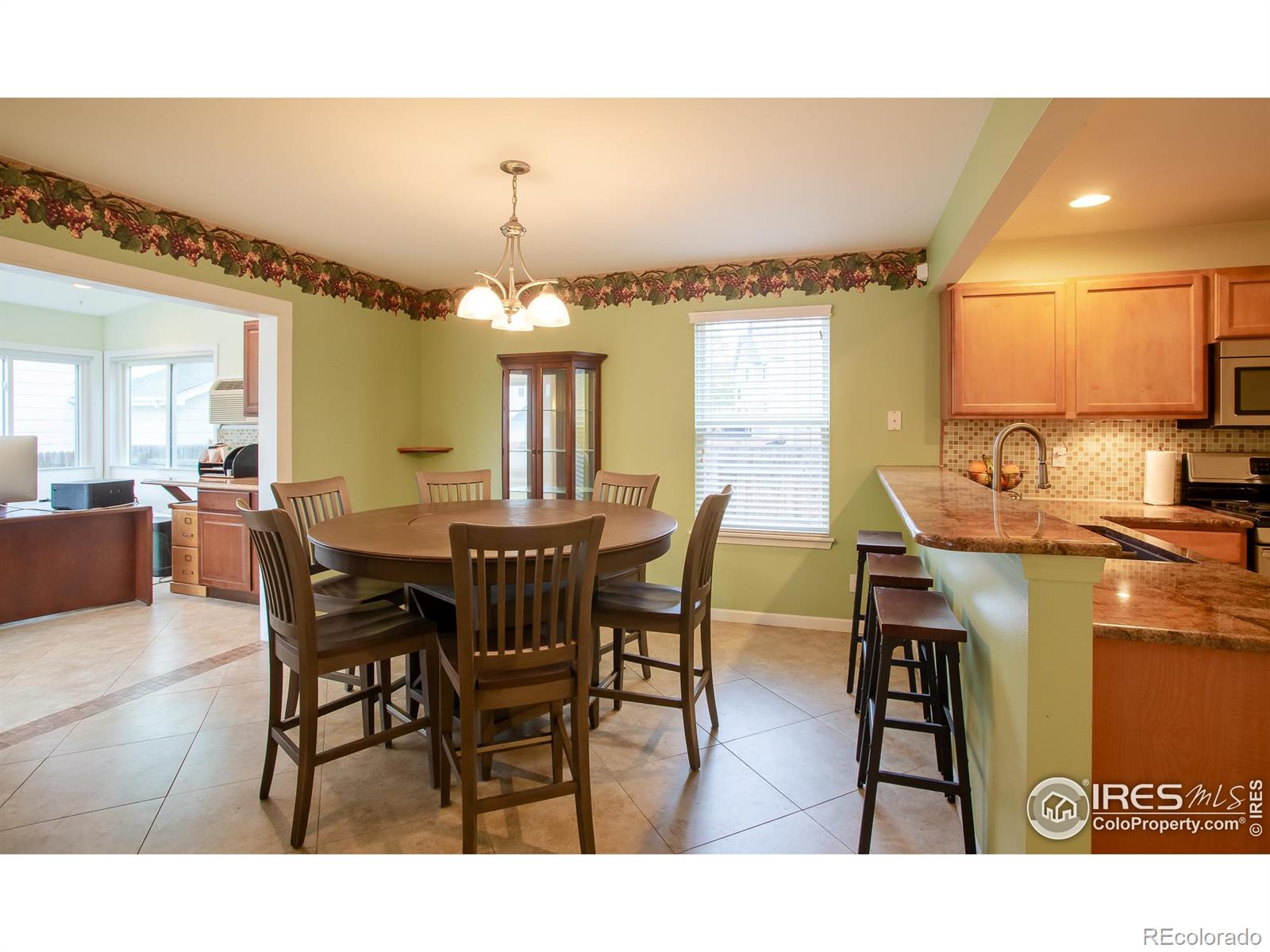 6225 Snowberry Avenue