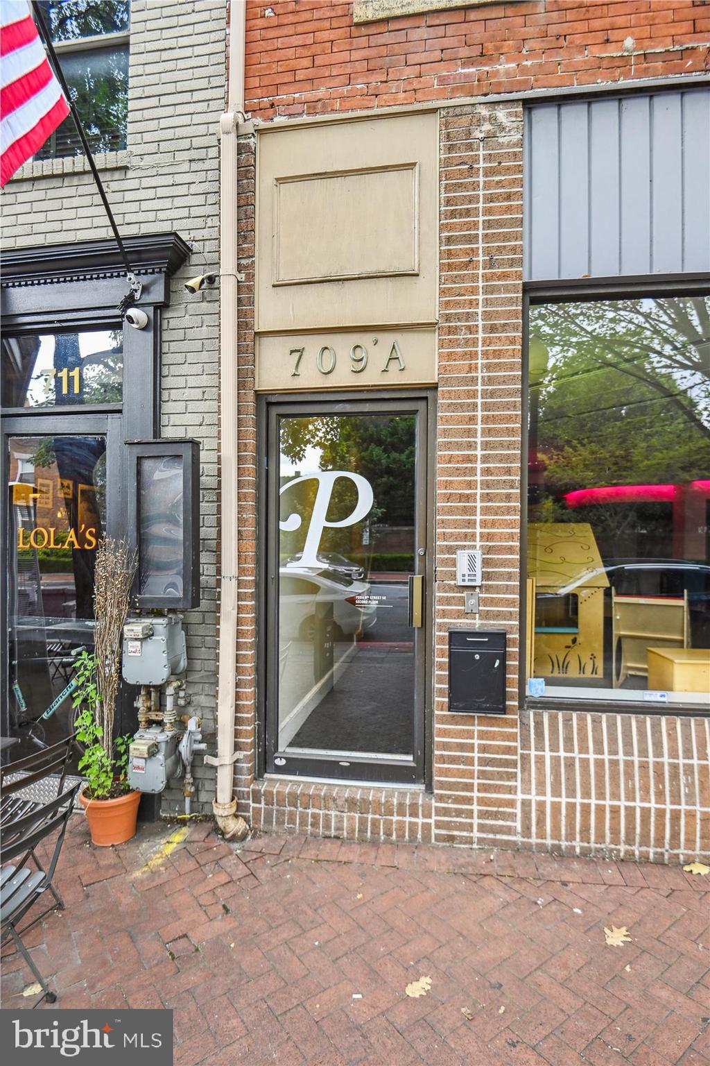 707-709 8TH STREET SE