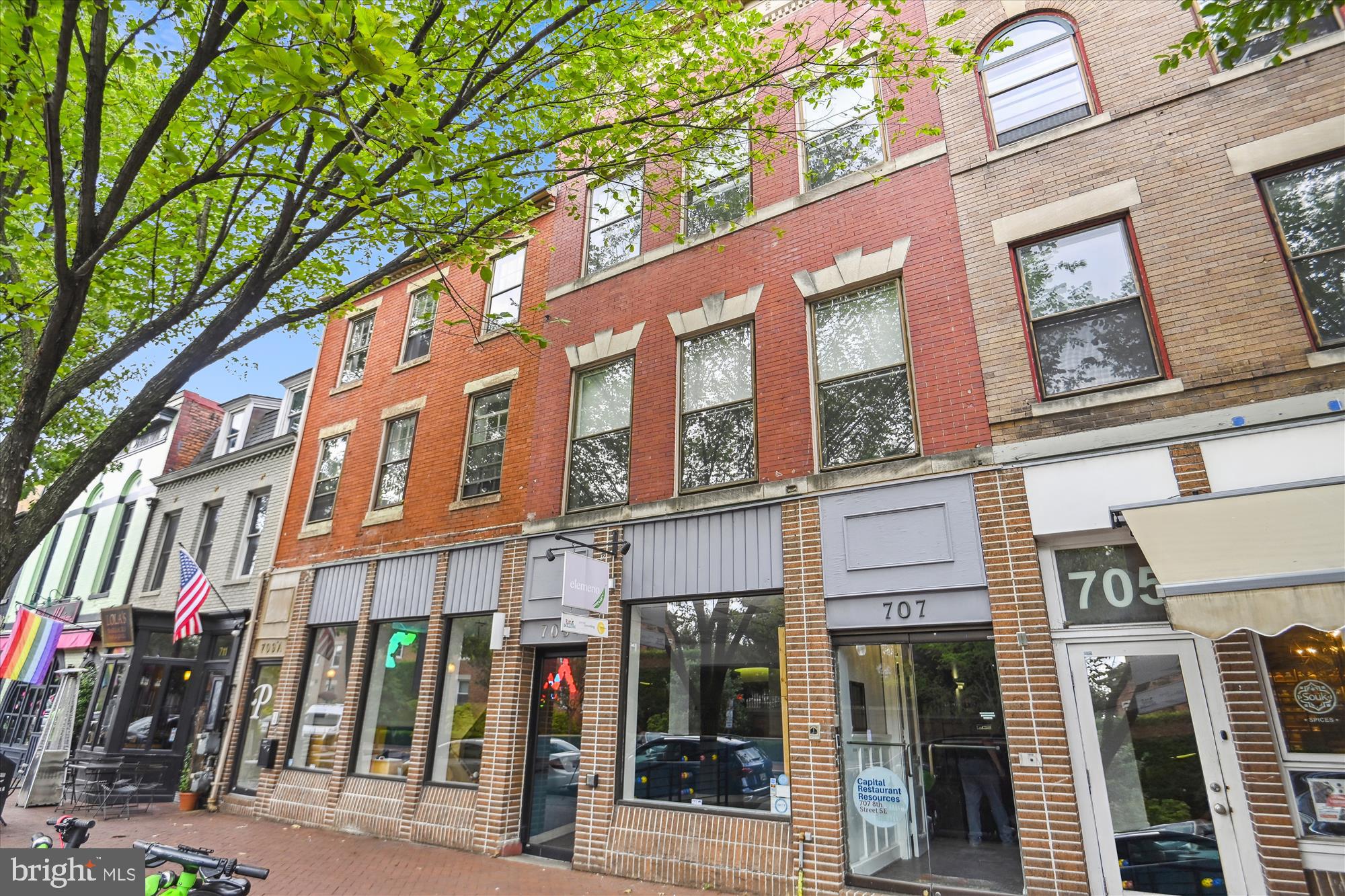 707-709 8TH STREET SE