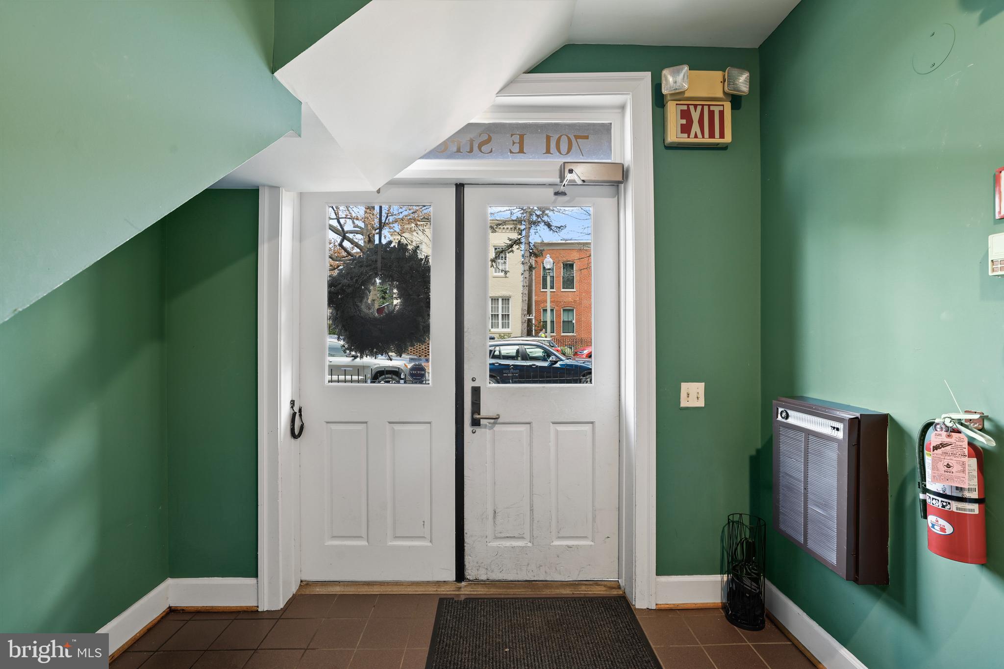 701 E STREET SE Unit: SUITE 1B