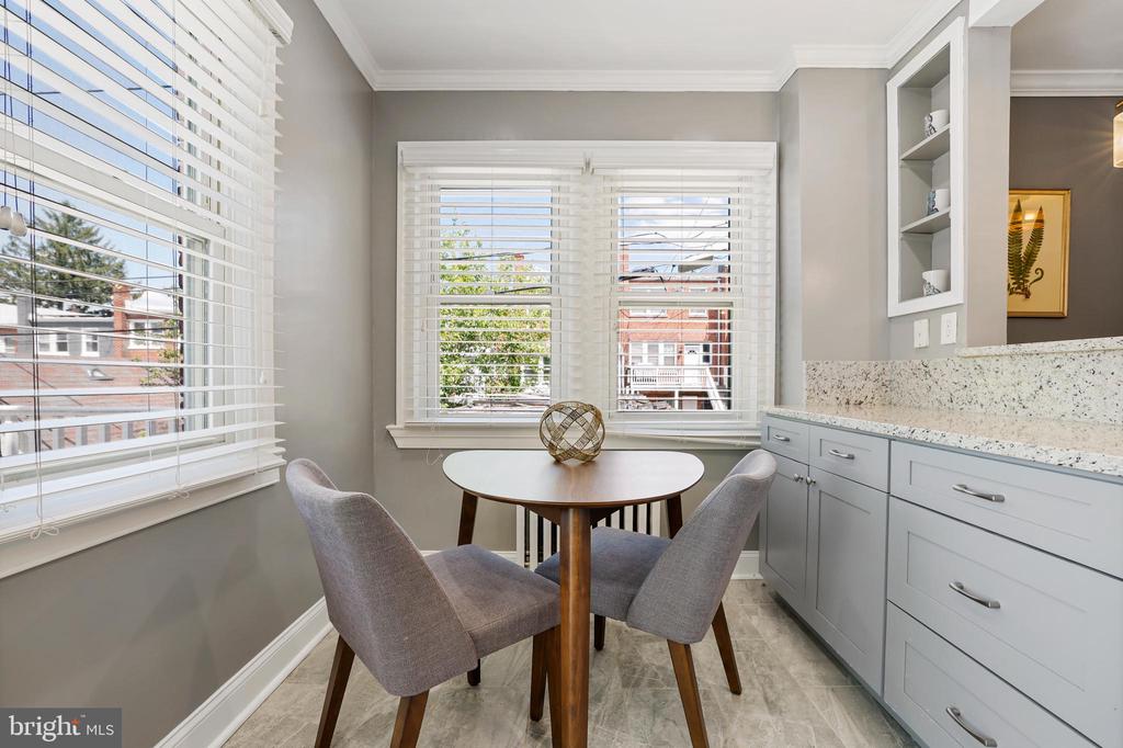 215 Jefferson St NW