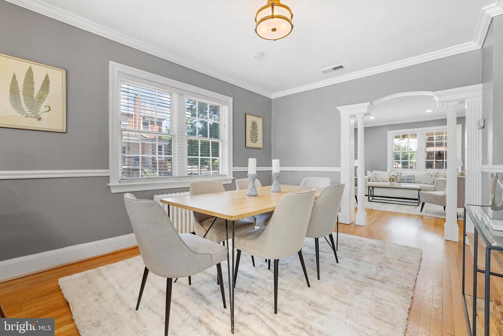 215 Jefferson St NW