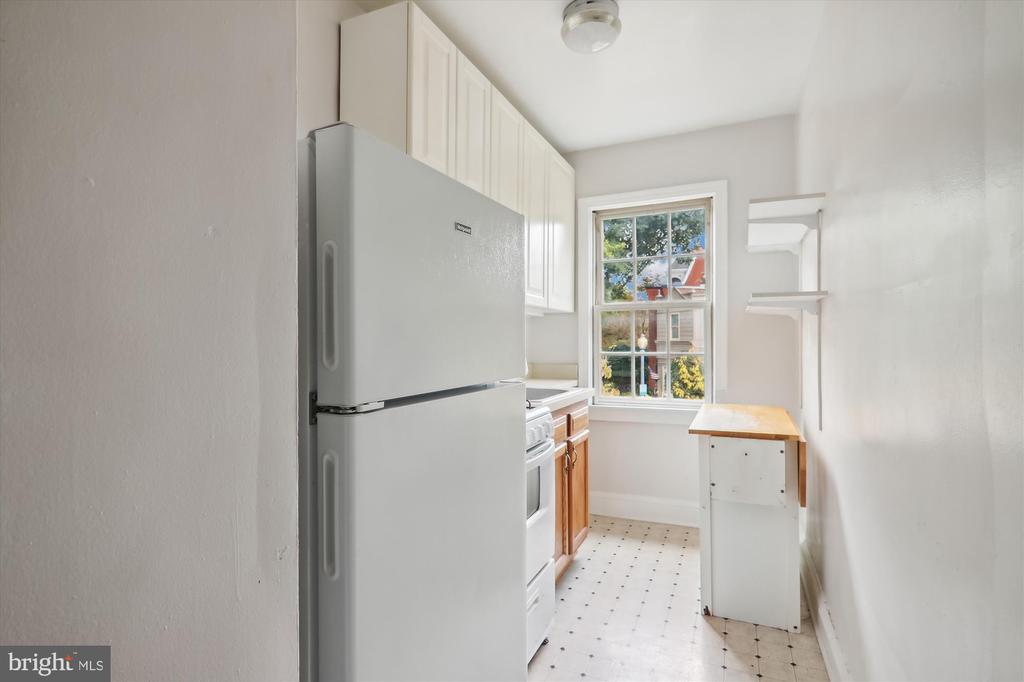 821 East Capitol SE