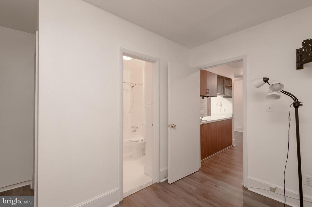 112 11th St NE