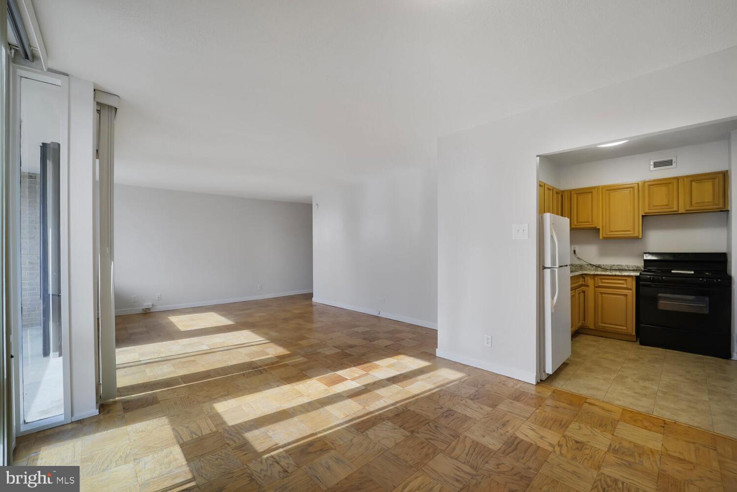 429 N St SW #S309
