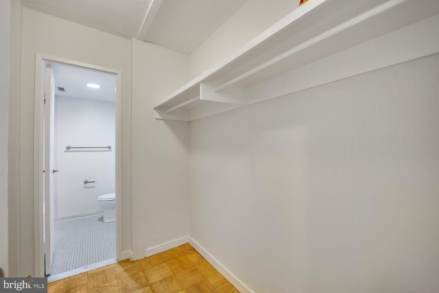 429 N St SW #S309
