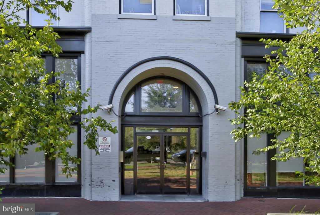 801 Pennsylvania Ave SE #South 3 Suite