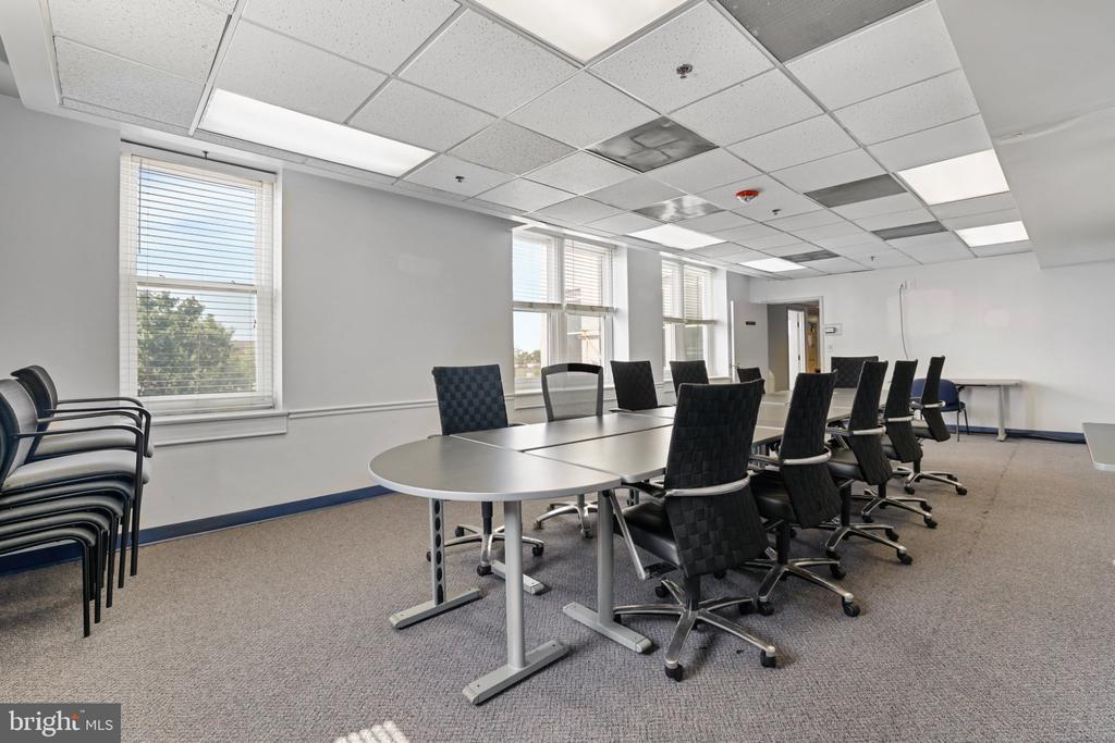 801 PENNSYLVANIA AVENUE SE Unit: 360
