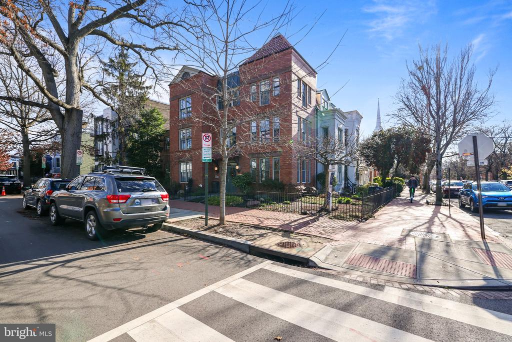 701 E STREET SE Unit: SUITE 101