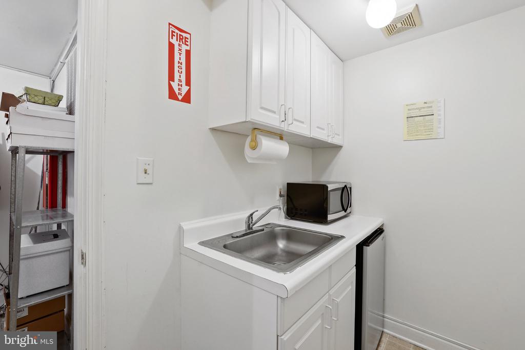 701 E STREET SE Unit: SUITE 101