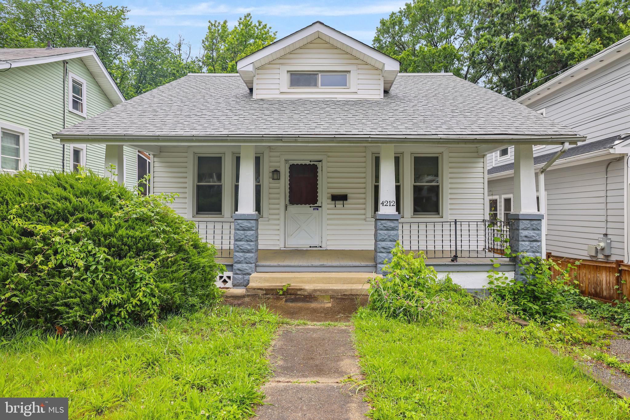4212 Kennedy St
