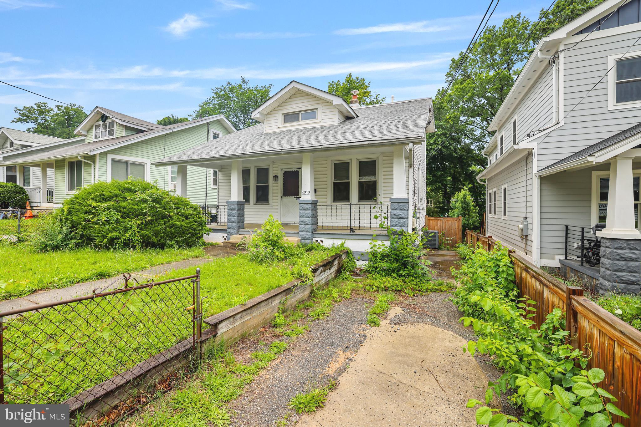 4212 Kennedy St