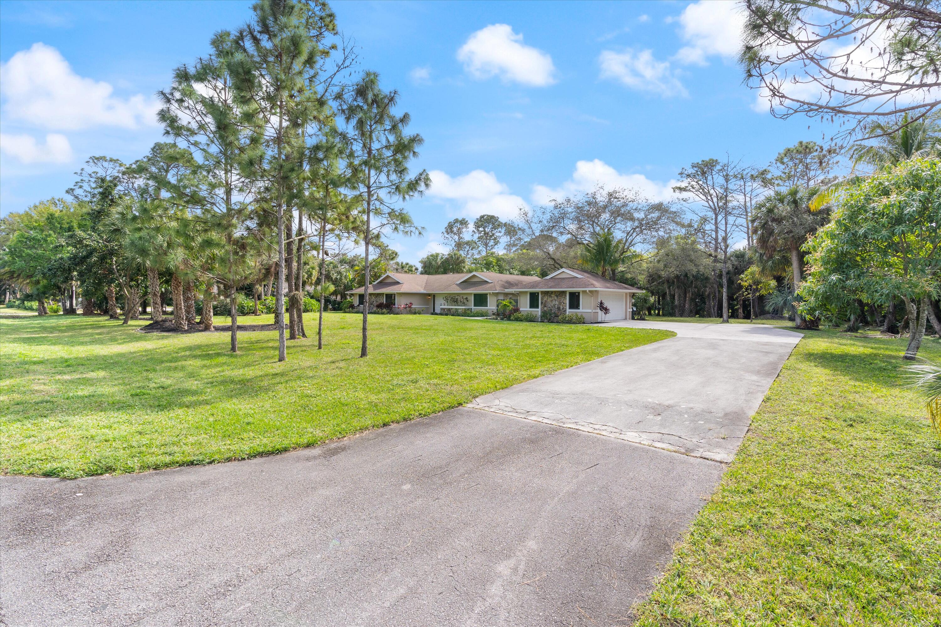 14817 Stirrup Lane 14817