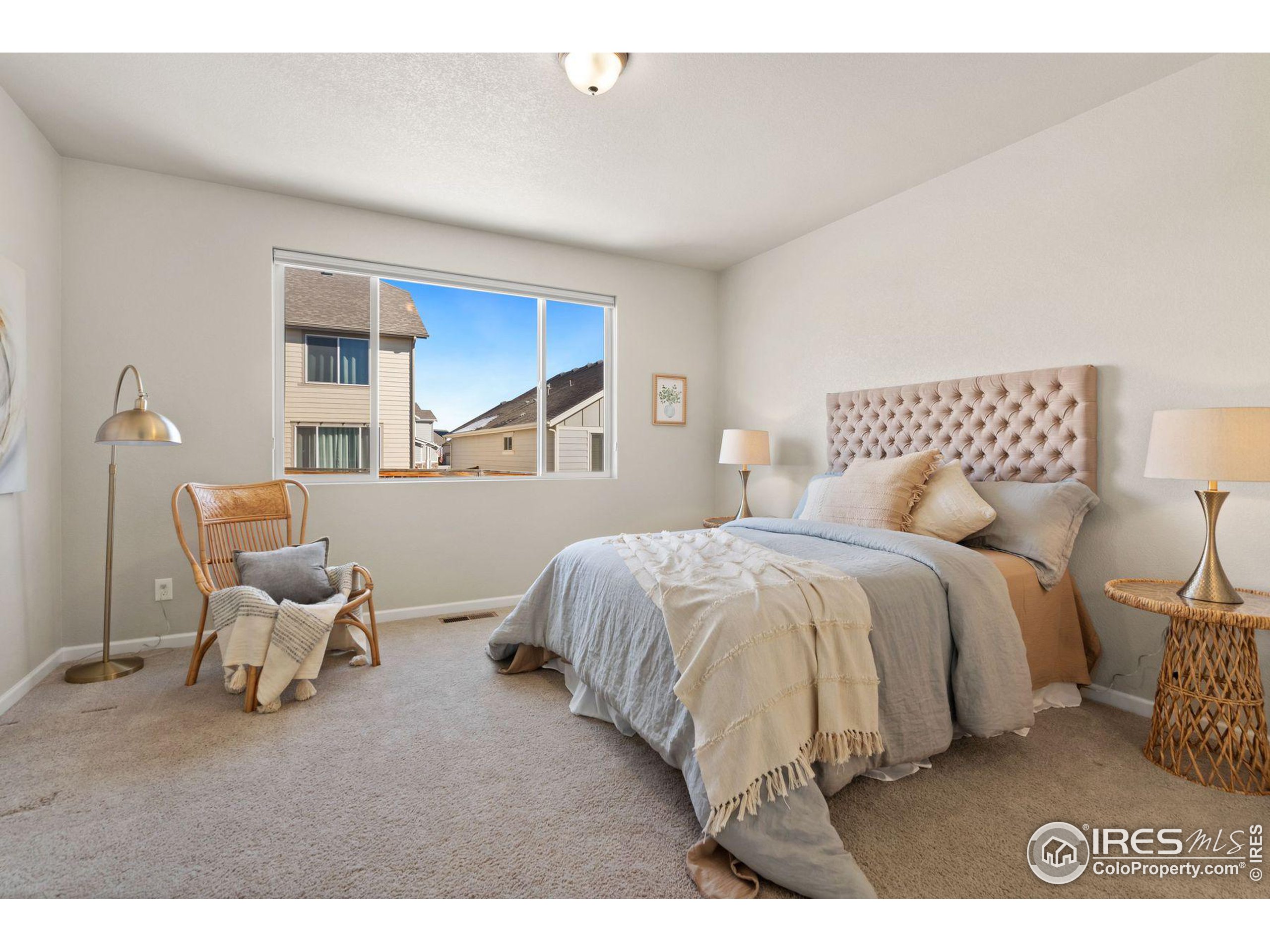 576 Grand Market Ave