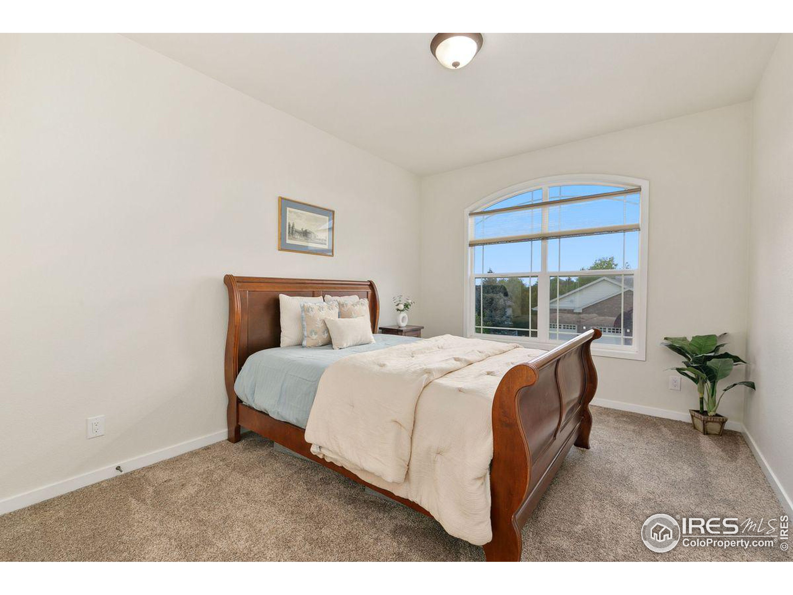 8440 Spinnaker Bay Dr